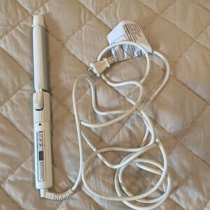 Bio Ionic Stylewinder 1 inch Curling Iron